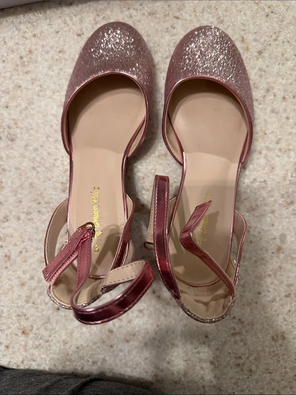 Dream Pairs sparkling rose
